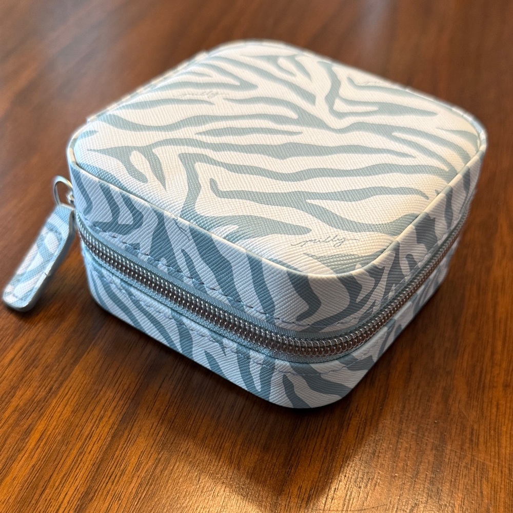 Travel Jewelry Case - Picture 1 of 4